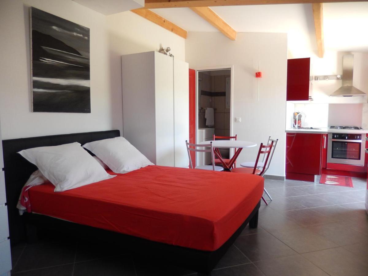 Nuit Calme Sur Domaine Apartment กาลกาตอจจิโอ ภายนอก รูปภาพ